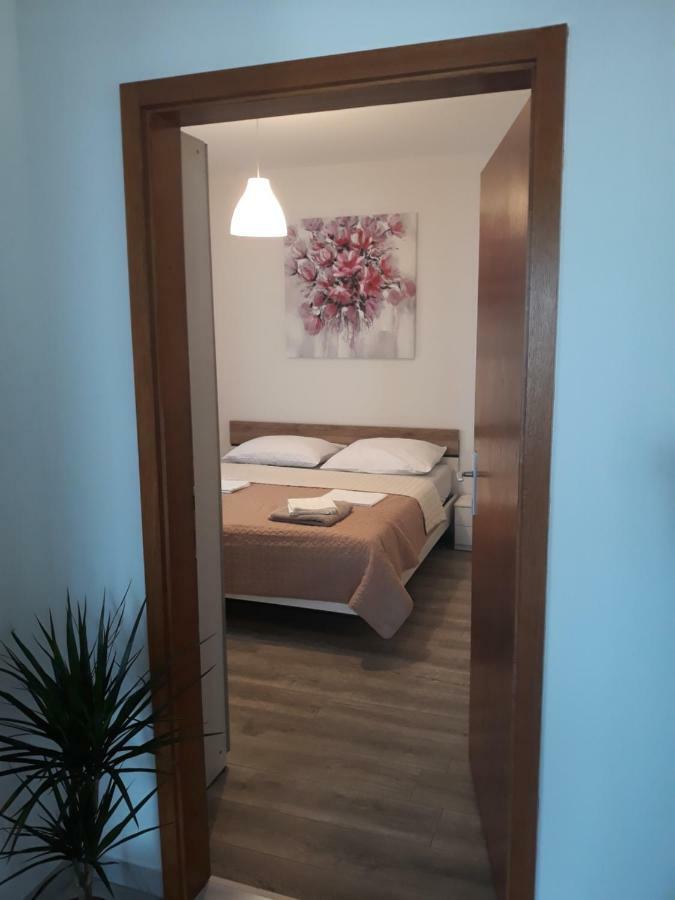Apartment Lukrecija Selce
